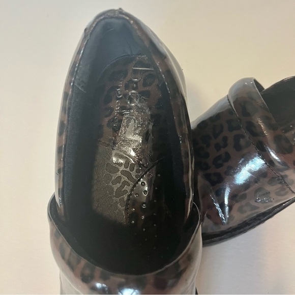 Born Bolo Clogs Women's 8 Leopard Cheetah Faux Patent Leather - Picture 14 of 15